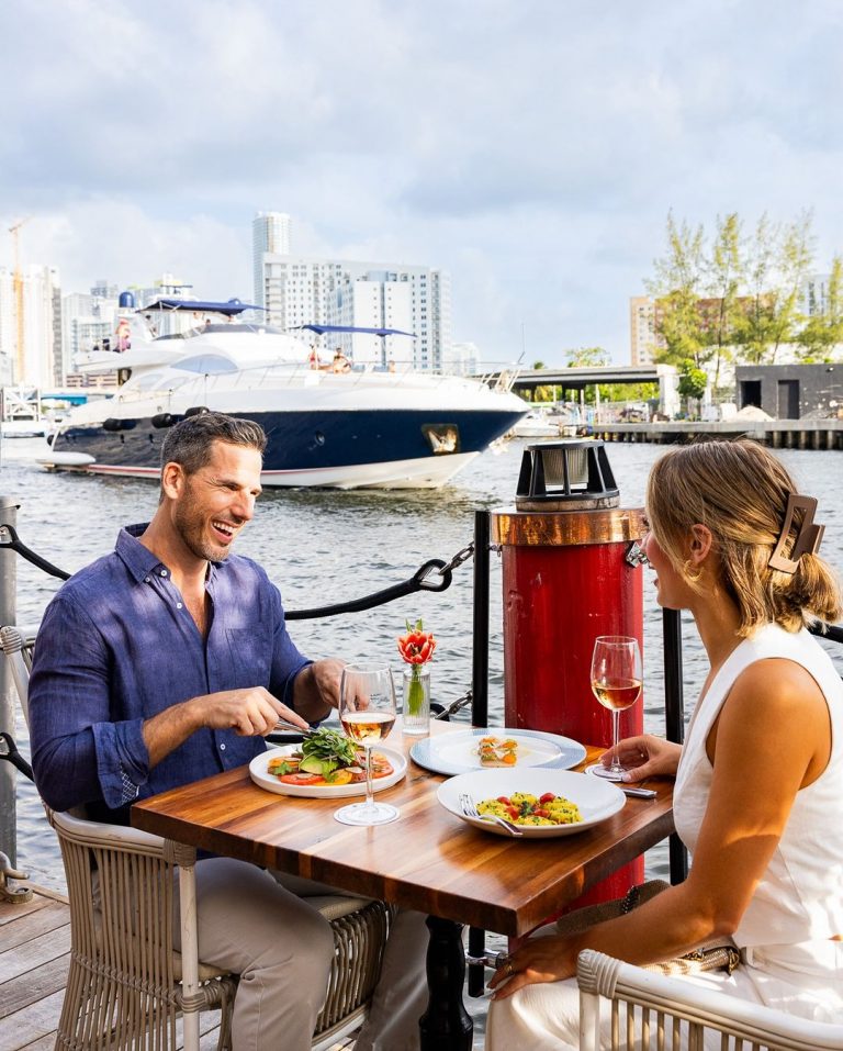 Dock And Dine Miami River Yacht Rental Charter Seaspice Kiki's Casa Neos Casadonna American Social