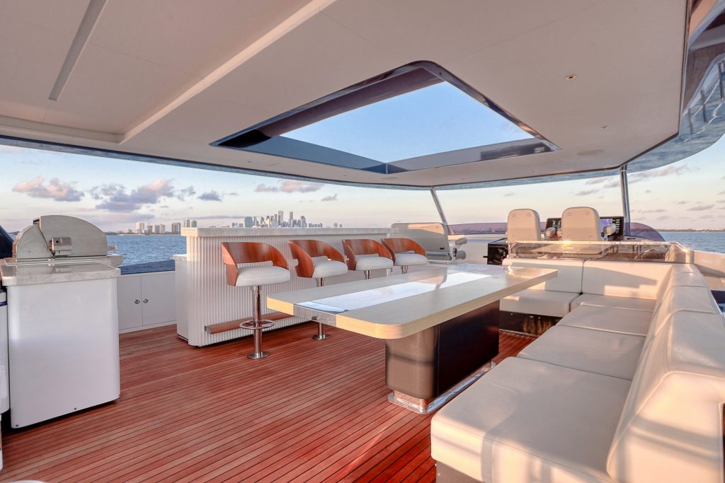 88 Sirena Saint Luxury Miami Nassau Bimini Yacht Rental Charter 