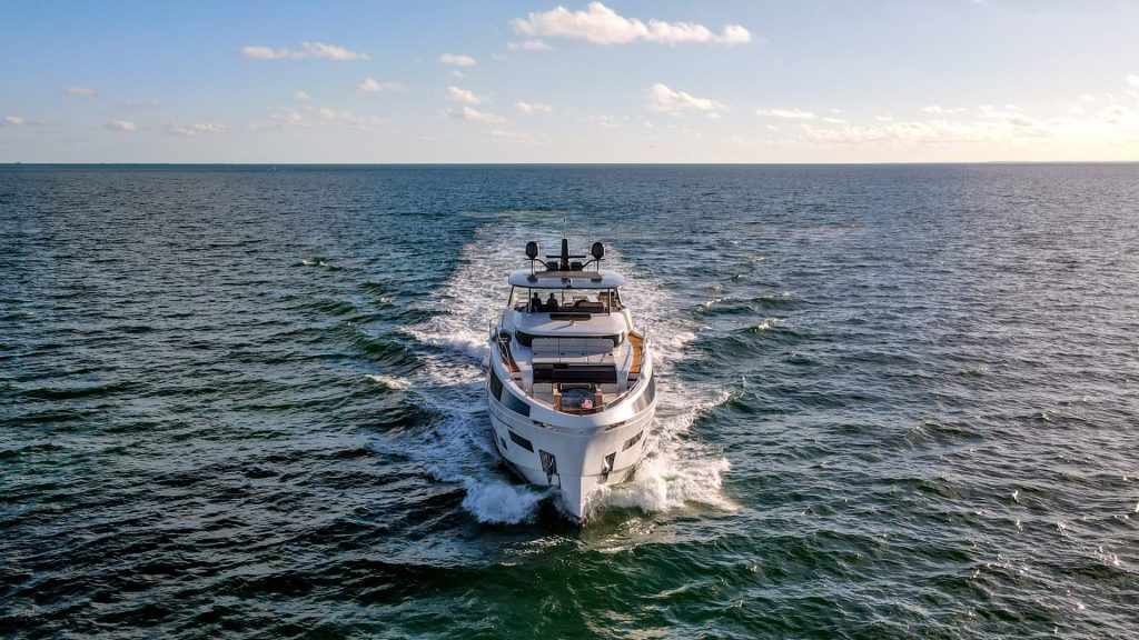 88 Sirena Saint Luxury Miami Nassau Bimini Yacht Rental Charter 