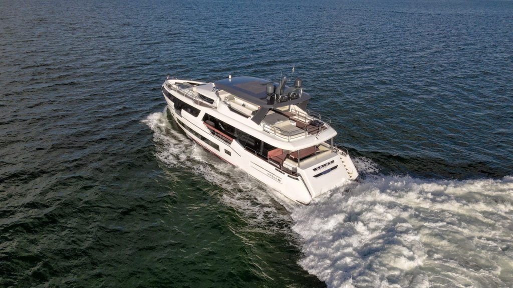 88 Sirena Saint Luxury Miami Nassau Bimini Yacht Rental Charter 