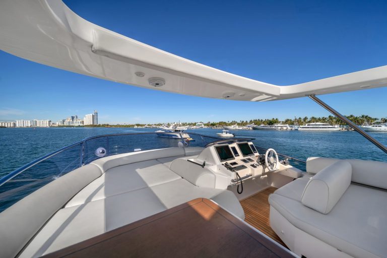 70 Azimut Lupo II 2 Luxury Miami Yacht Rental Sunny Isles Aventura Bimini The Bahamas Term Charter YachtLuxe