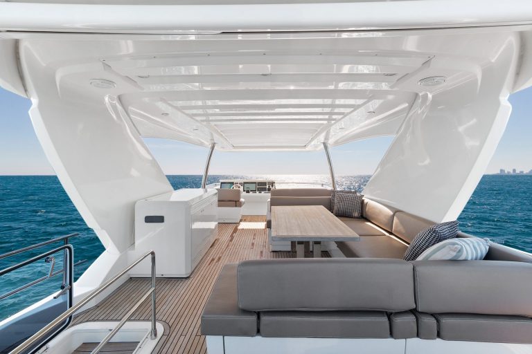 28 75 Prestige Good Life Miami Yacht Rental Sunny Isles Aventura Turnberry Bimini The Bahamas Term Charter
