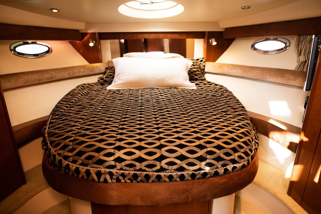 45 Meridian IRIS YachtLuxe Miami Luxury Yacht Charter Bayside Boat Rental Affordable South Beach