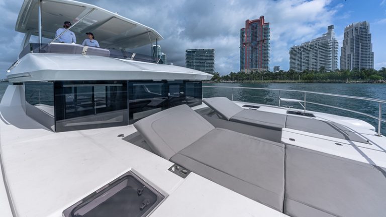 60 Leopard Archipelago Catamaran Luxury Miami Yacht Rental South Beach Bimini The Bahamas Yacht Charter