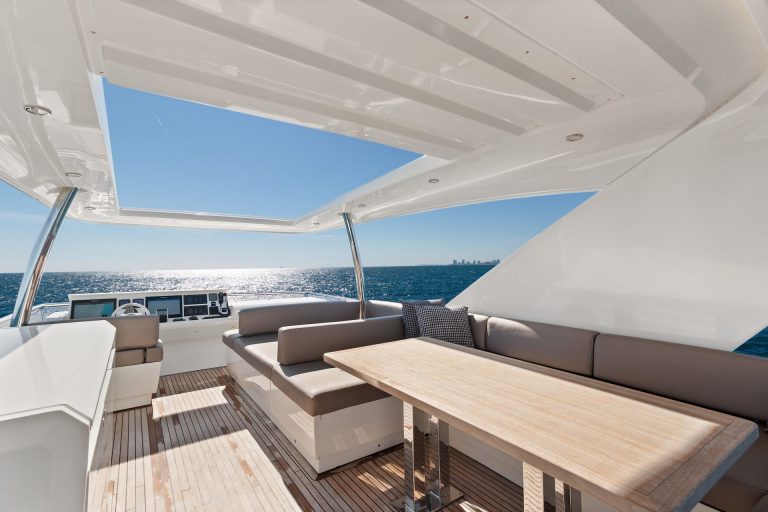 28 75 Prestige Good Life Miami Yacht Rental Sunny Isles Aventura Turnberry Bimini The Bahamas Term Charter