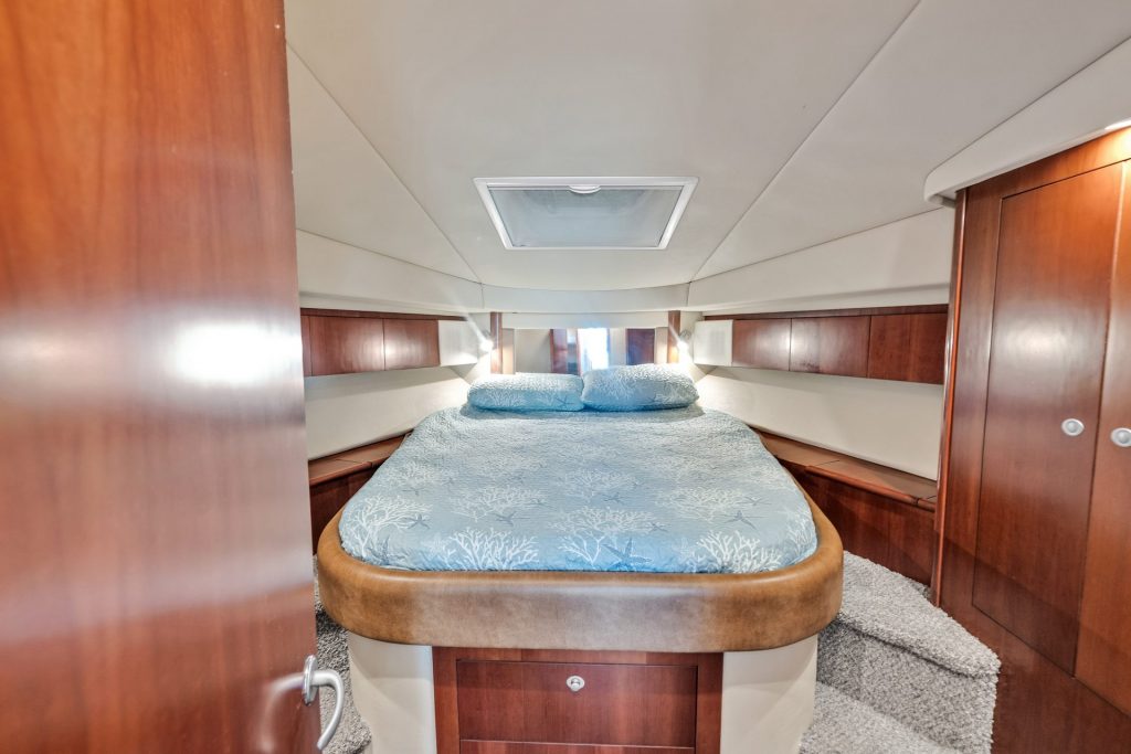 47 Sea Ray Miami Luxury Day Yacht Rental Charter Miami Beach Marina Affordable yacht Charter 