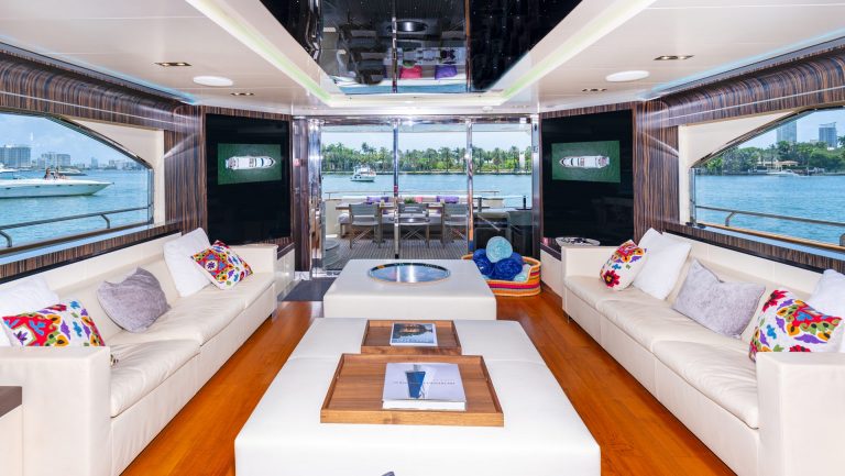 100' Dominator Casual_YachtLuxe Miami Yacht Rental Luxury Boat Yacht Charter