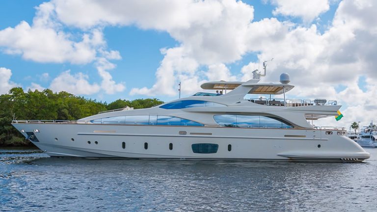 105' Azimut Babieca luxury yacht rental Miami