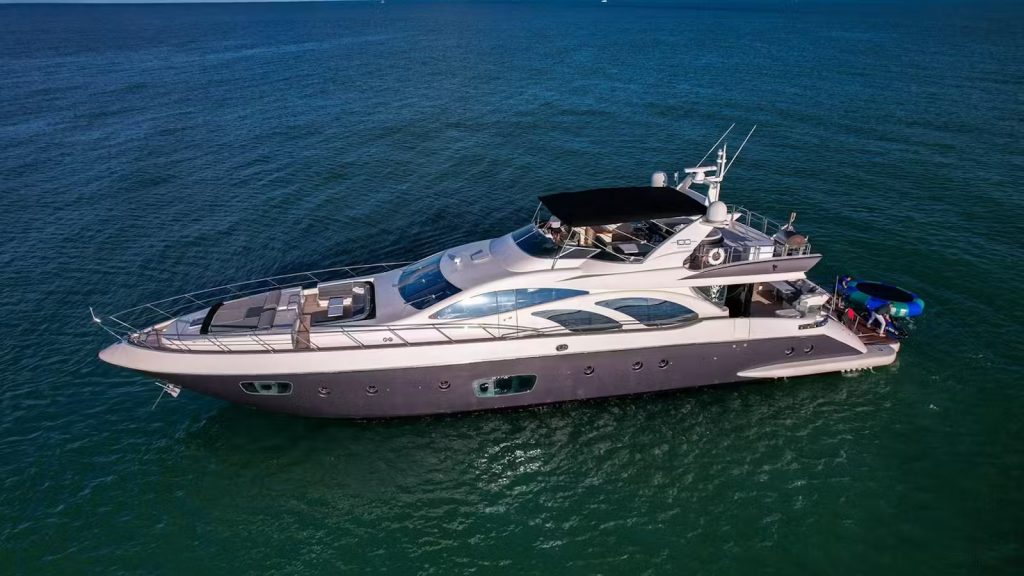 100 Azimut Leonardo Intervention Miami Yacht Rental Luxury Term Charter Sunny Isles Aventura Turnberry Bimini The Bahamas YachtLuxe 