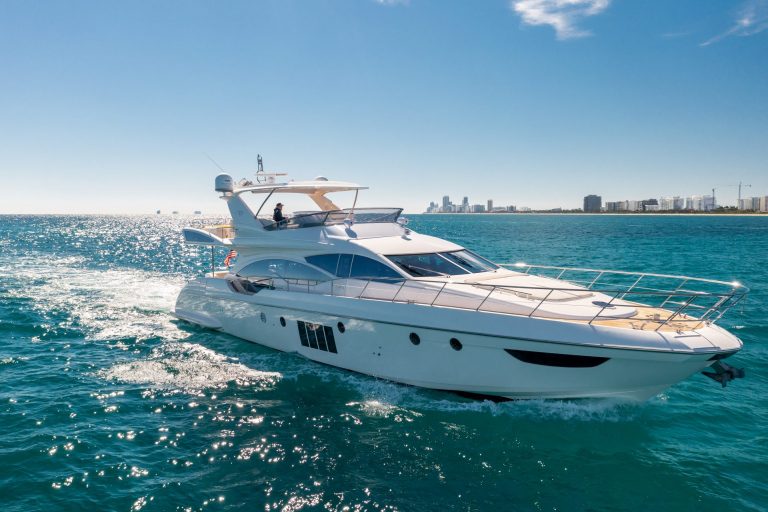 70 Azimut Lupo II 2 Luxury Miami Yacht Rental Sunny Isles Aventura Bimini The Bahamas Term Charter YachtLuxe