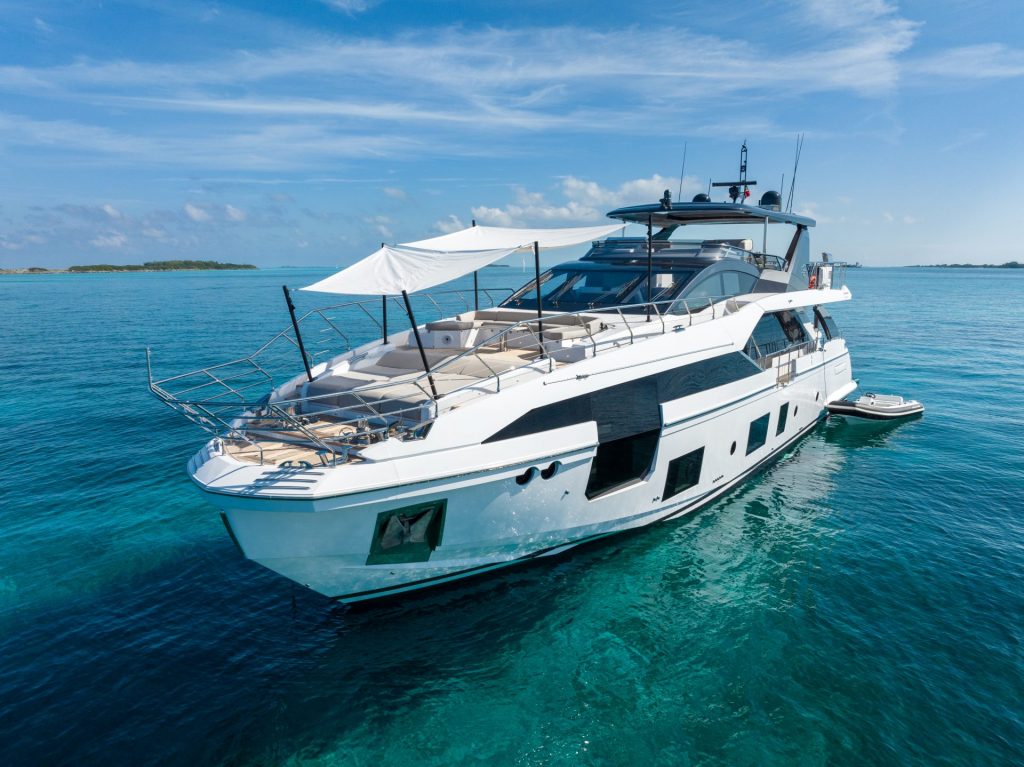 22-88-27m-Azimut-Grande-Compass-Metri-Miami-Nassau-Bimini-Exumas-Day-Term-Multiday-Charters-and-Rentals-1024x767