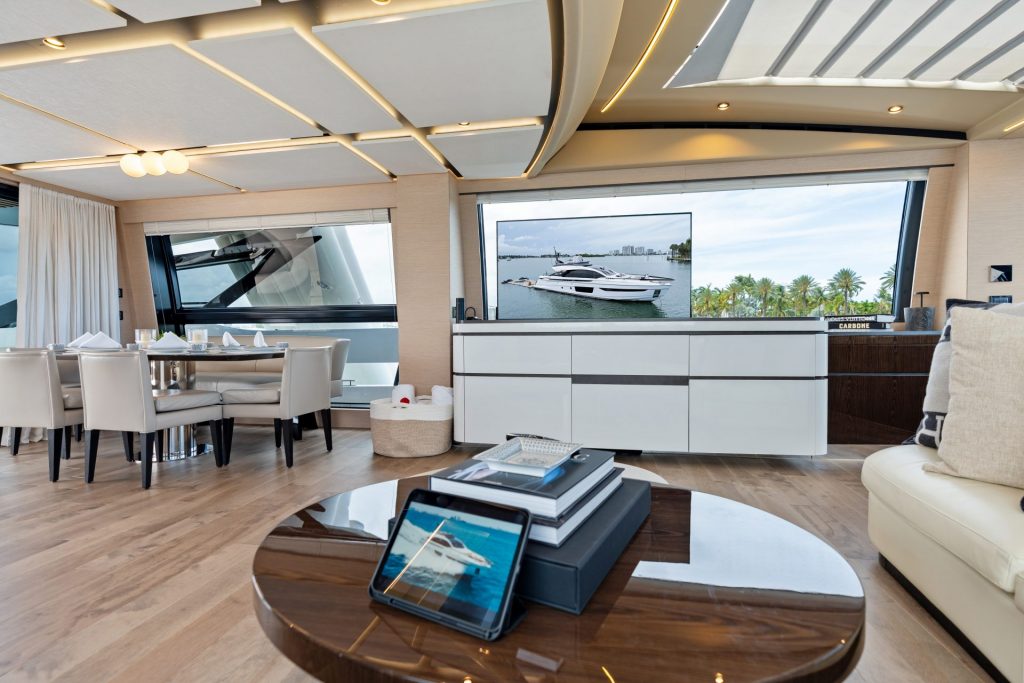 25_94-Azimut_Rosa_-Miami-Luxury-Modern_yacht-rental-charter--1024x683