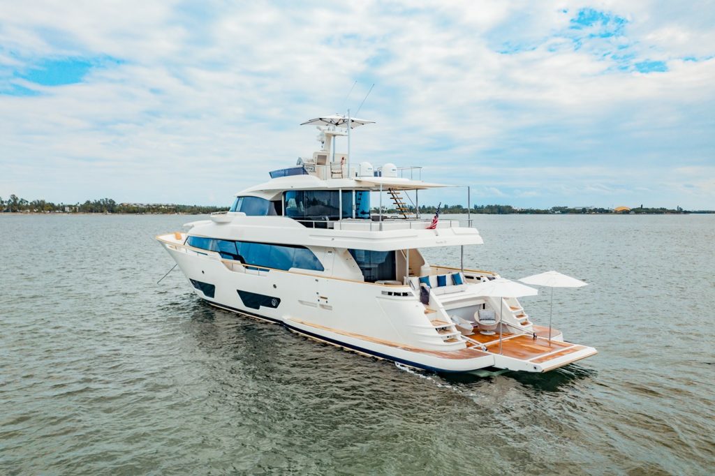 94 Ferreti Customline Bonus Round Miami Bimini Nassau Exumas Luxury yacht Charter Day and Term Rentals 