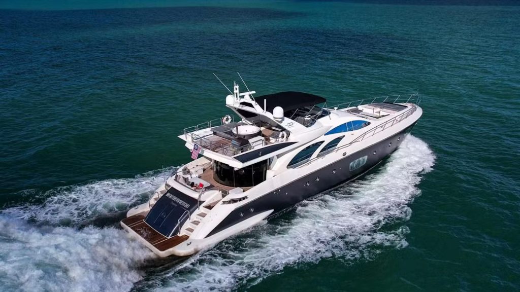 100 Azimut Leonardo Intervention Miami Yacht Rental Luxury Term Charter Sunny Isles Aventura Turnberry Bimini The Bahamas YachtLuxe 