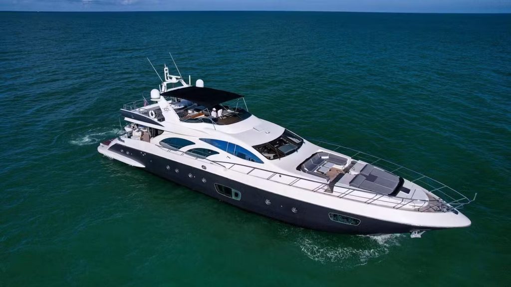 100 Azimut Leonardo Intervention Miami Yacht Rental Luxury Term Charter Sunny Isles Aventura Turnberry Bimini The Bahamas YachtLuxe 