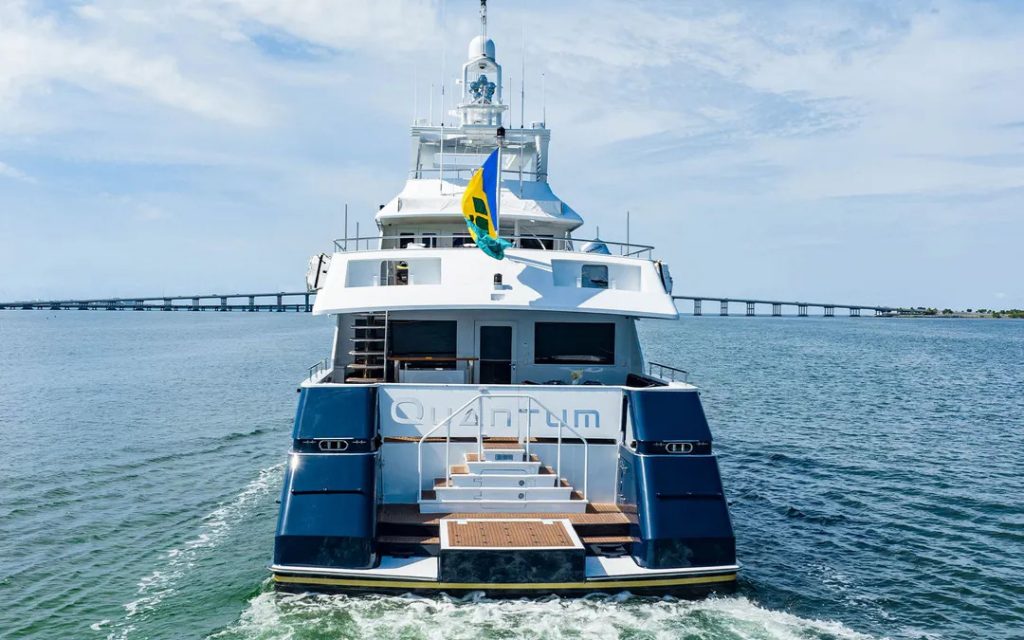 125-Broward-Quantum-Yacht-Rental-Miami-Mega-Super-Yacht-Term-Charter-South-Beach-Bimini-The-Bahamas