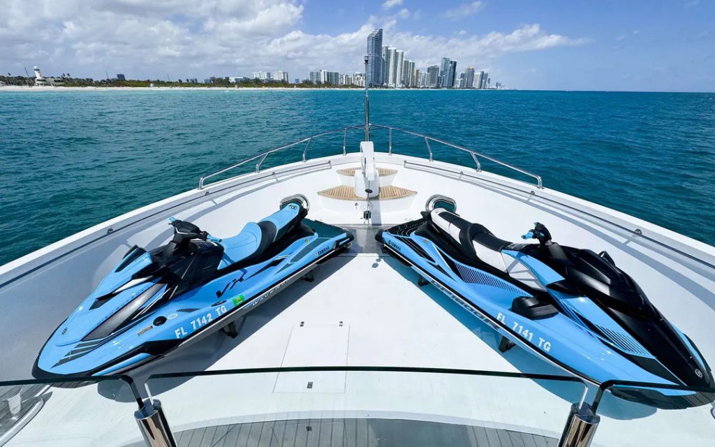 112 Custom Privilege Luxury Term Yacht Charter Weekly Bahamas Nassau Exumas Sunny Isles Multiday