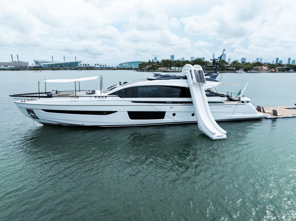 5_94-Azimut_Rosa_-Miami-Luxury-Modern_yacht-rental-charter--1024x767