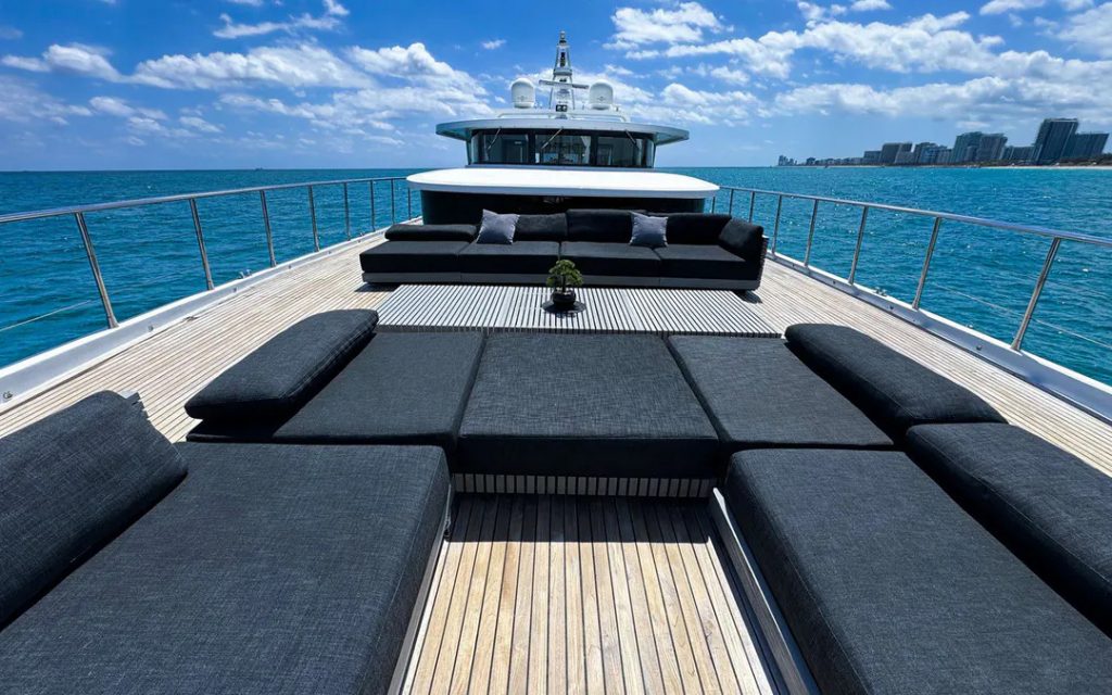 112 Custom Privilege Luxury Term Yacht Charter Weekly Bahamas Nassau Exumas Sunny Isles Multiday