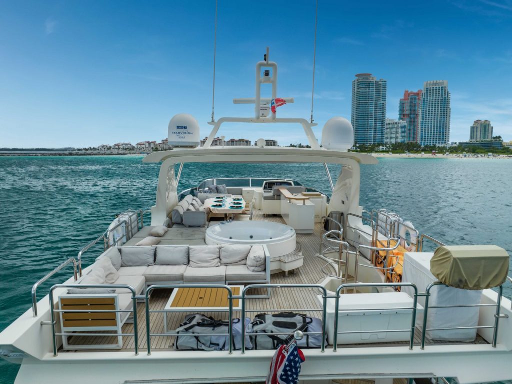 84' Azimut Sky Luxury Yacht Charter in Miami Bimini Nassau Exumas Staniel Abacos Term South Beach Day Term Yacht 