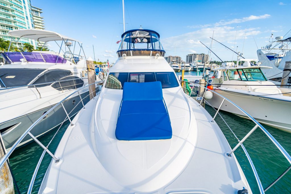 47 Sea Ray Miami Luxury Day Yacht Rental Charter Miami Beach Marina Affordable yacht Charter 