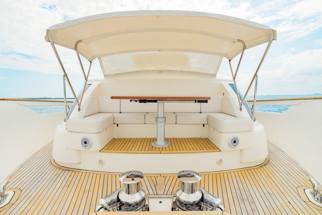 94 Ferreti Customline Bonus Round Miami Bimini Nassau Exumas Luxury yacht Charter Day and Term Rentals 