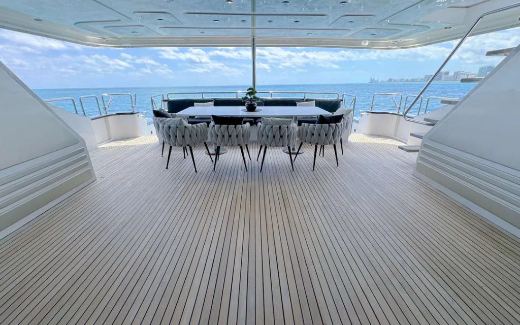 112 Custom Privilege Luxury Term Yacht Charter Weekly Bahamas Nassau Exumas Sunny Isles Multiday