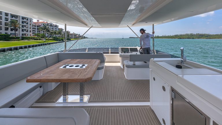 60 Leopard Archipelago Catamaran Luxury Miami Yacht Rental South Beach Bimini The Bahamas Yacht Charter