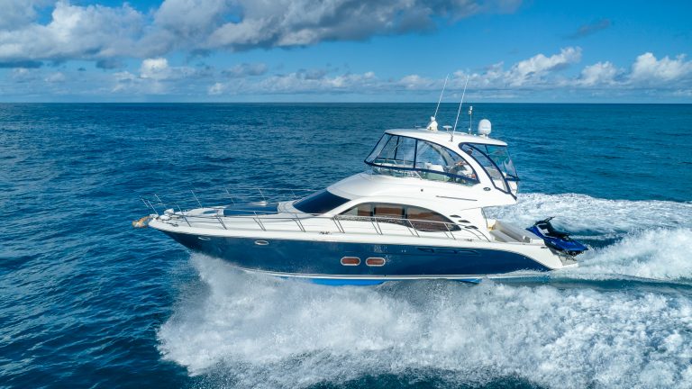 55' Sea Ray Nassau Day Charter Yacht Term Charter Paradise Island Pig Beach Rental The Bahamas YachtLuxe