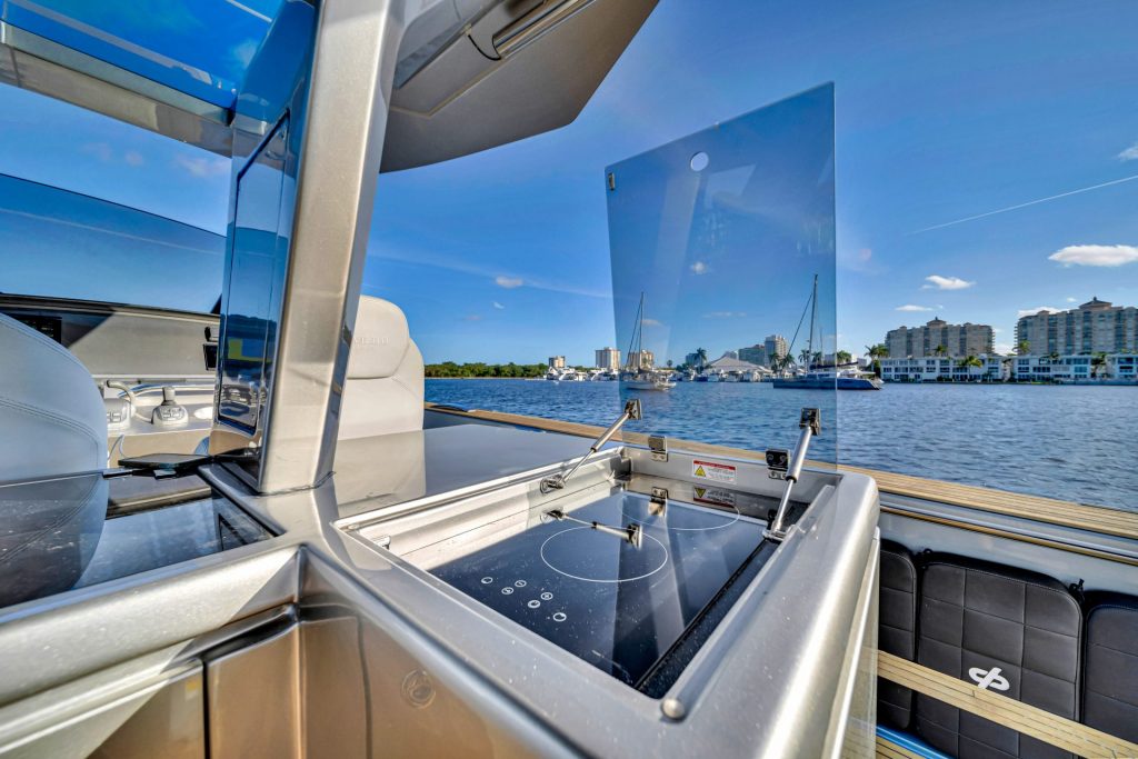 50 Pardo Fantasea Fort lauderdale Luxury Day Charter YachtLuxe Bahia Mar las Olas Yacht Rental