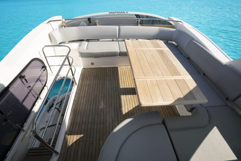 11_68′ Sunseeker_ Olegase_Yachtluxe_Bahamas Yacht Charter