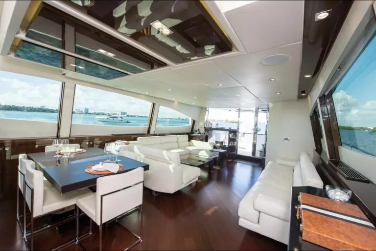15_92_Lazzara_new_life_yachtluxe