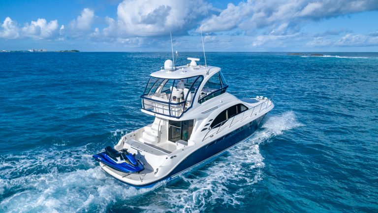 55' Sea Ray Nassau Day Charter Yacht Term Charter Paradise Island Pig Beach Rental The Bahamas YachtLuxe