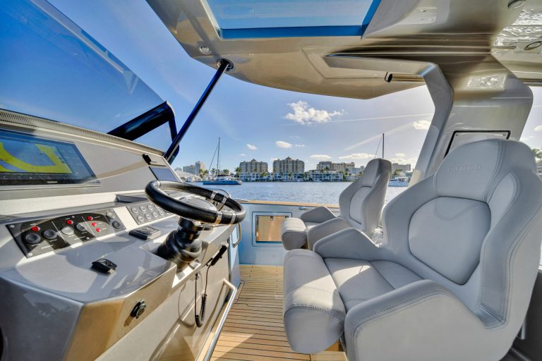 50 Pardo Fantasea Fort lauderdale Luxury Day Charter YachtLuxe Bahia Mar las Olas Yacht Rental