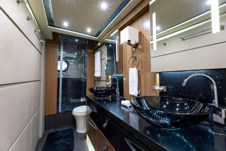16_65′ Searay_ DREAM TIME_YachtLuxe_Bahamas_yacht rental charter