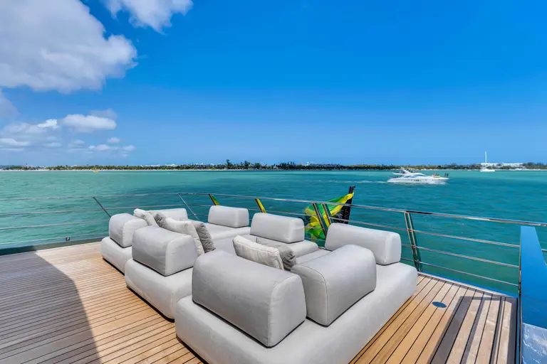 13_85′ WALLY ‘MATZU 2’ Miami Luxury Modern Yacht Rental Charter