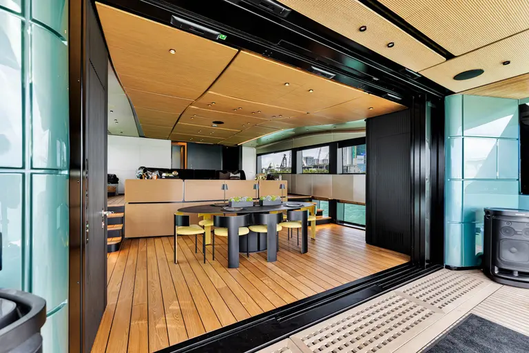 25_85′ WALLY ‘MATZU 2’ Miami Luxury Modern Yacht Rental Charter