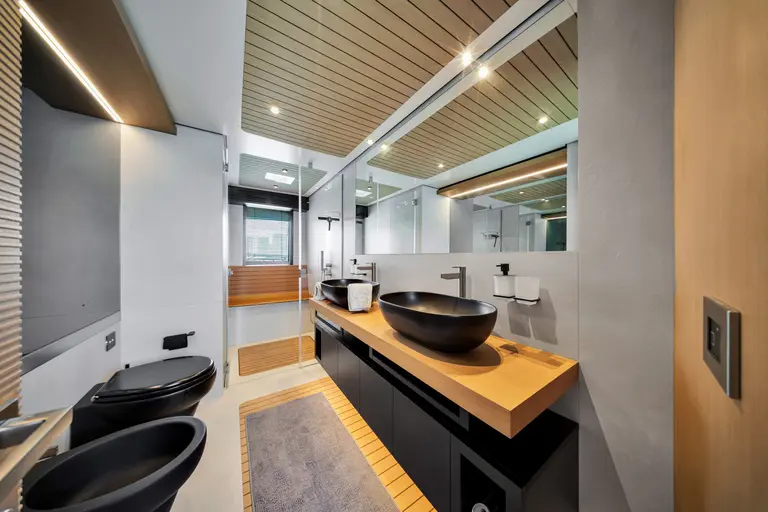28_85′ WALLY ‘MATZU 2’ Miami Luxury Modern Yacht Rental Charter