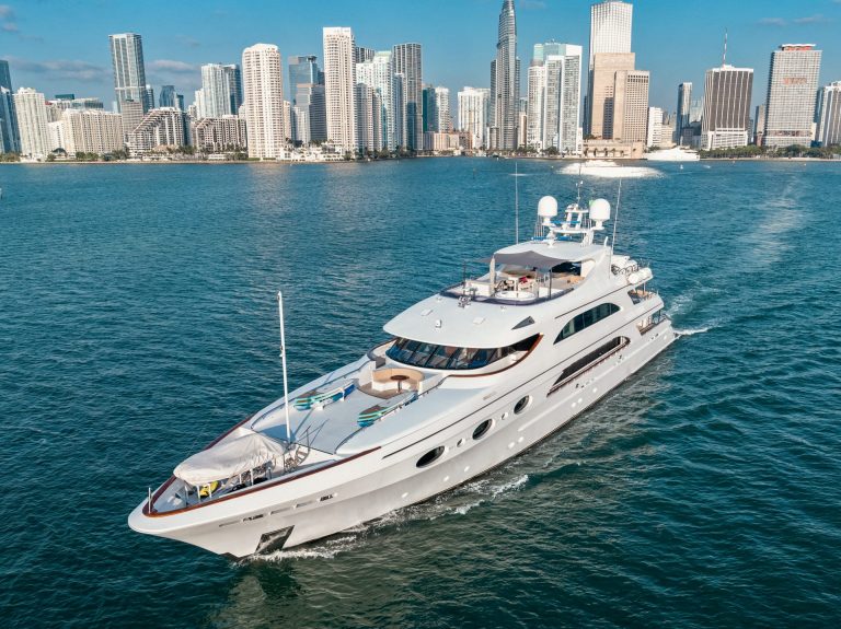 166' Trinity SWEET CAROLINE Miami Luxury Modern Yacht Rental Charter
