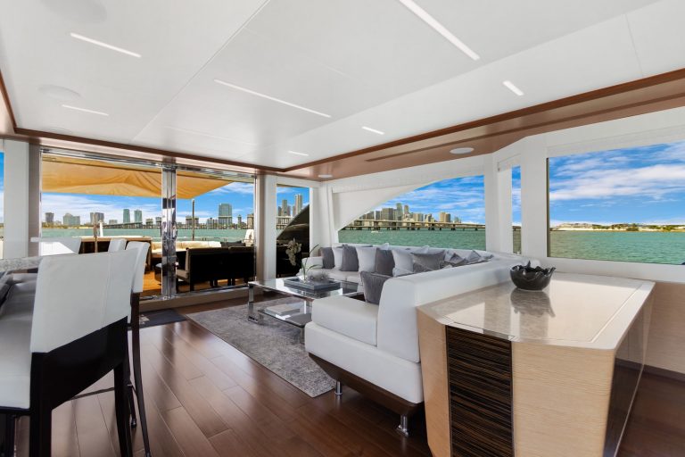 90' Ocean Alexander MAKE BIG HAPPEN Miami Luxury Modern Yacht Rental Charter