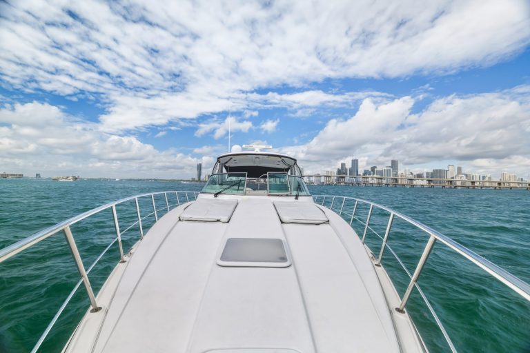 48' Formula' Miami Luxury Modern Yacht Rental Charter