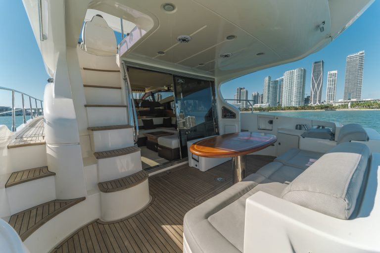 50' Azimut' Miami Luxury Modern Yacht Rental Charter