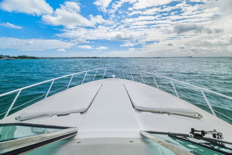 48' Formula' Miami Luxury Modern Yacht Rental Charter