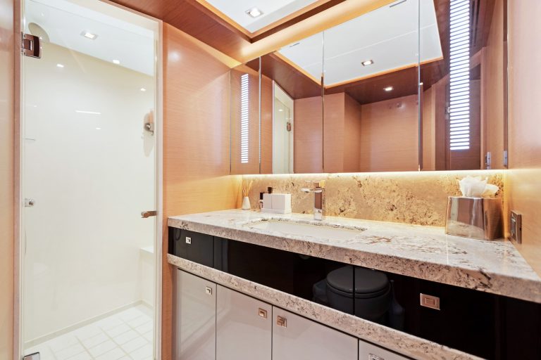 90' Ocean Alexander MAKE BIG HAPPEN Miami Luxury Modern Yacht Rental Charter