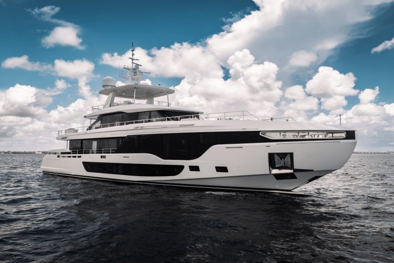 116' 120' 36M Azimut Grande TYCOON Miami Bahamas Yacht Rental Charter Yacht New Modern Design Yacht Rental