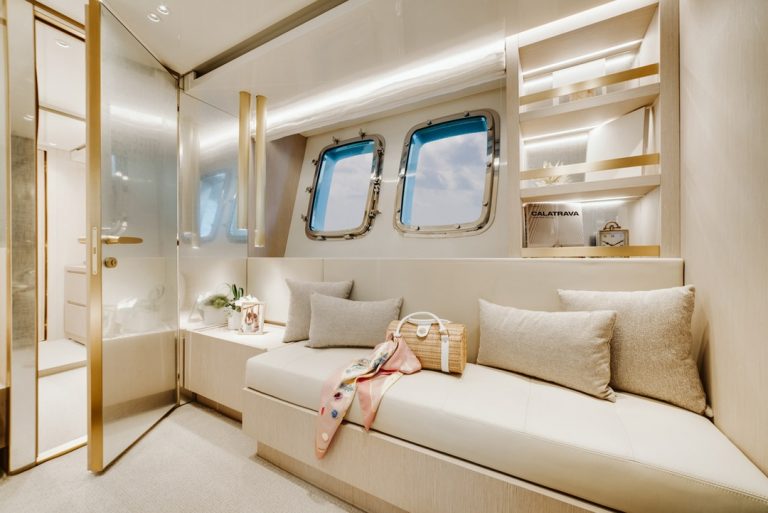 76' Sanlorenzo Vasiliki Miami Yacht Rental Charter Yacht New Modern Design Yacht Rental
