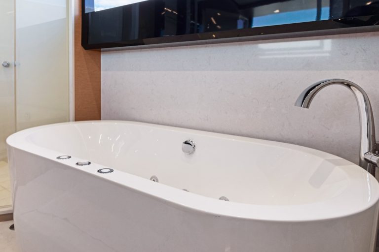 90' Ocean Alexander MAKE BIG HAPPEN Miami Luxury Modern Yacht Rental Charter