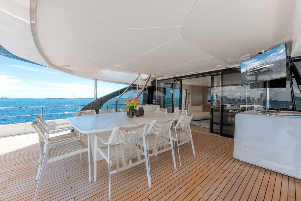 116' 120' 36M Azimut Grande TYCOON Miami Bahamas Yacht Rental Charter Yacht New Modern Design Yacht Rental