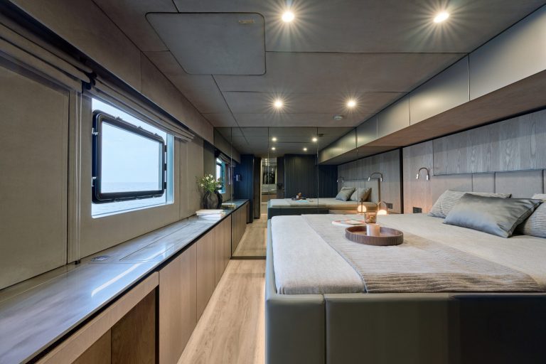 27 60’ Sunreef ‘ARCHIPELAGO III’ Miami Luxury Modern Yacht Rental Charter