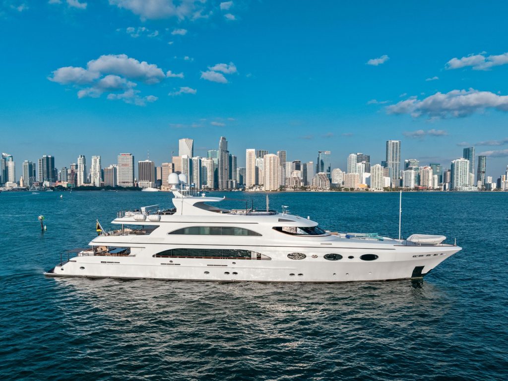 166' Trinity SWEET CAROLINE Miami Luxury Modern Yacht Rental Charter